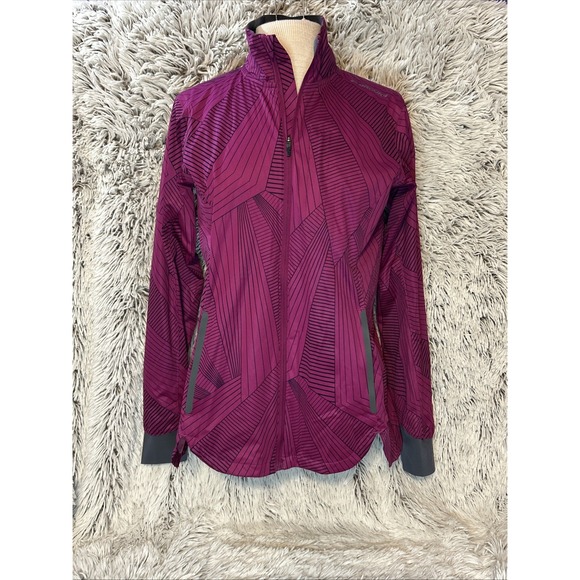 Brooks Run Happy Drift Shell Jacket Size Small Reflective Windbreaker 220971 - Picture 1 of 12